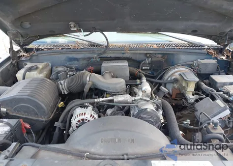 1998 Chevrolet C/K 1500 Silverado Fleetside z USA, uszkodzony, nr VIN 1GCEK19RXWE219566